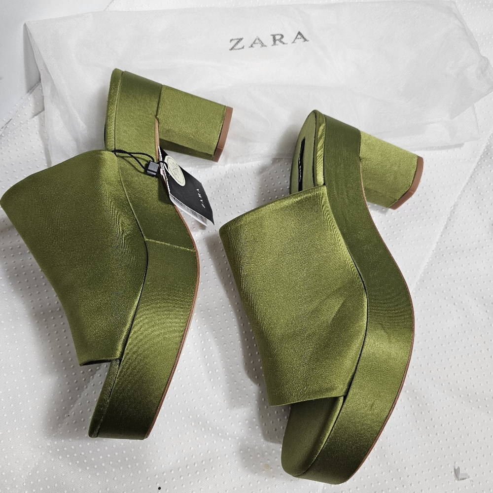 Rare Zara Satin Green Block Heel Platform Mules - NWT